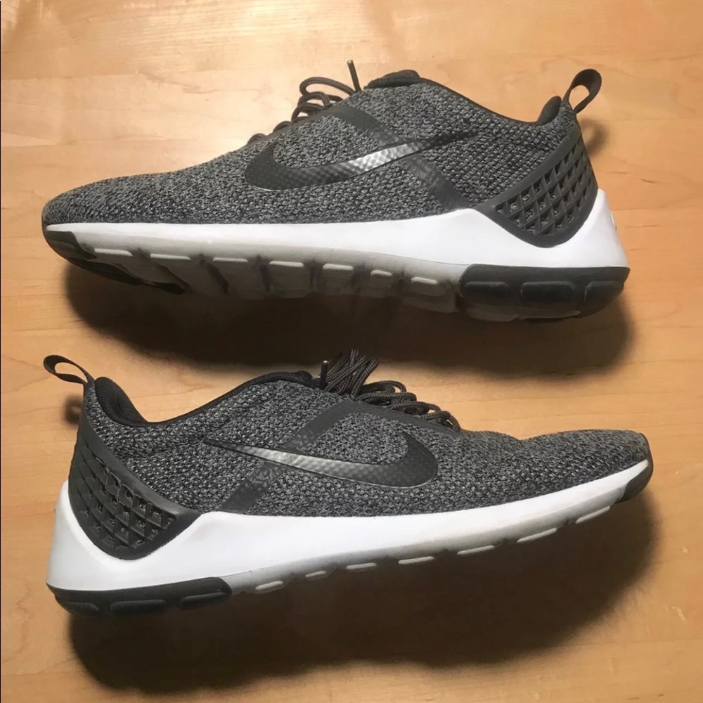 Nike Lunarestoa